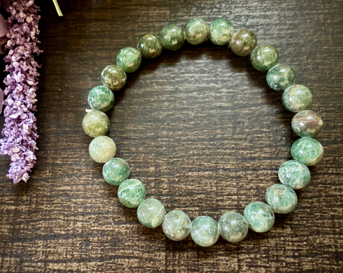 Natural Stone Gem Bracelet 7.5 inch 8mm Stretch--Green Garnet