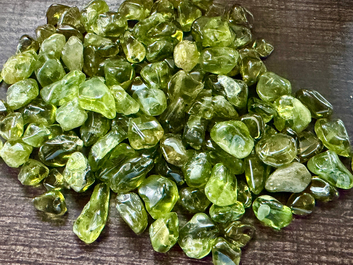 Peridot Pocket Stone