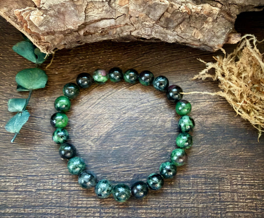 Natural Stone Gem Bracelet 7.5 inch 8mm Stretch-Ruby Zoisite