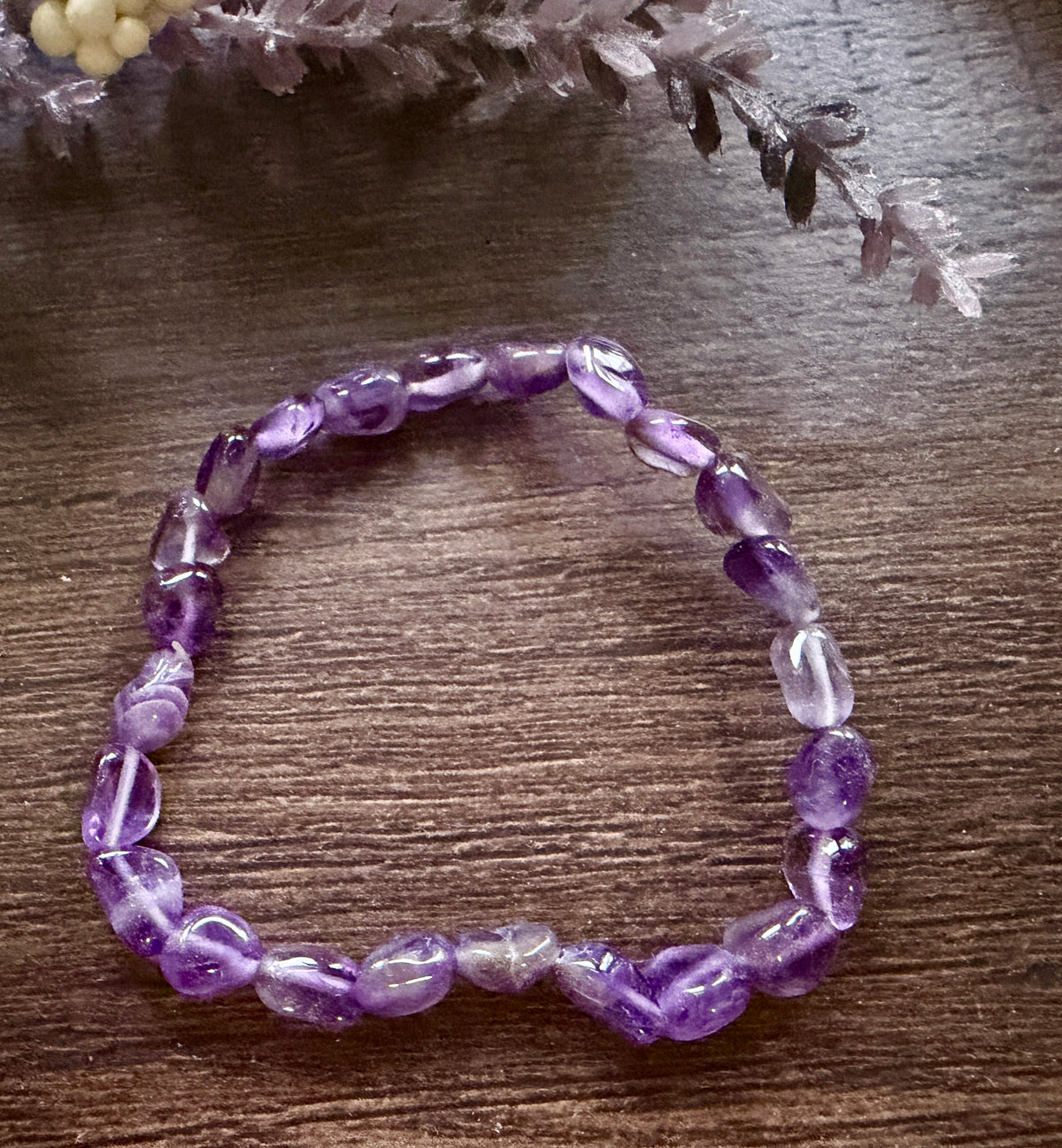 Natural Stone Gem Bracelet Oval 7.5 inch Stretch-Amethyst
